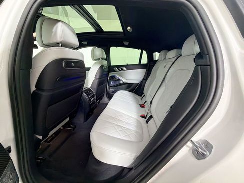 Used 2024 BMW X6 M60i AWD/4WD image 26