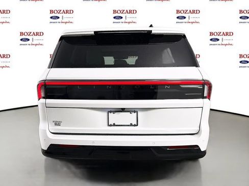 New 2026 Lincoln Navigator L Black Label AWD/4WD image 6