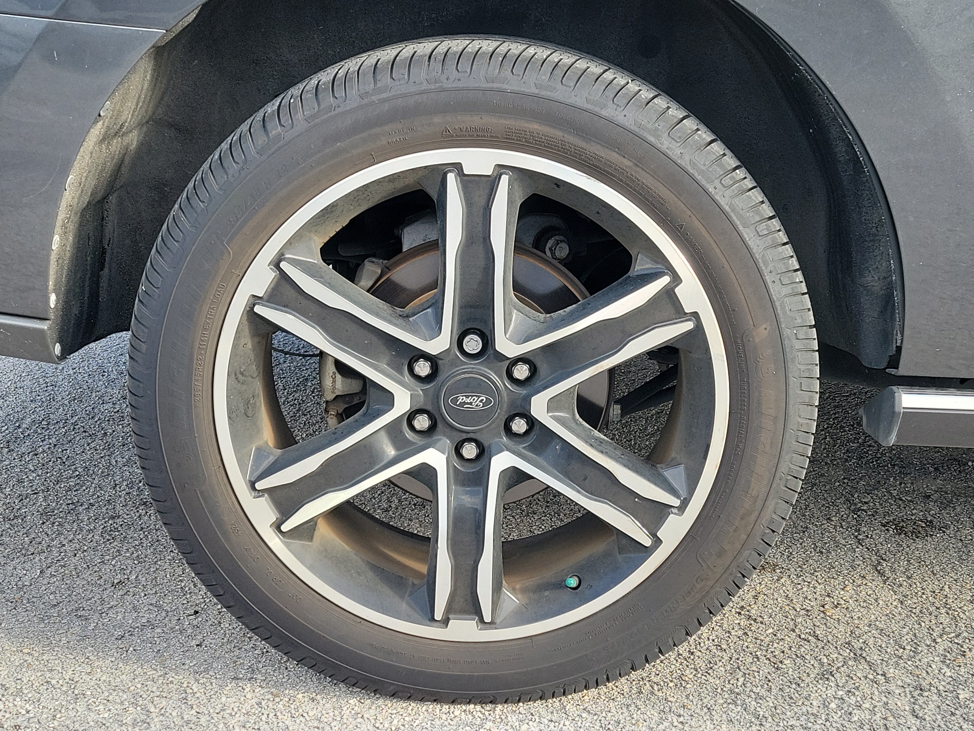 Used 2021 Ford Expedition Limited RWD image 2