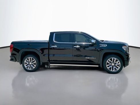 Used 2024 GMC Sierra 1500 Denali w/ Denali Reserve Package AWD/4WD image 8
