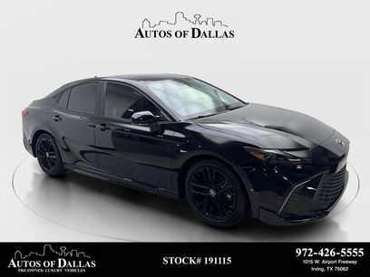 Used 2025 Toyota Camry SE w/ Multimedia Upgrade Package