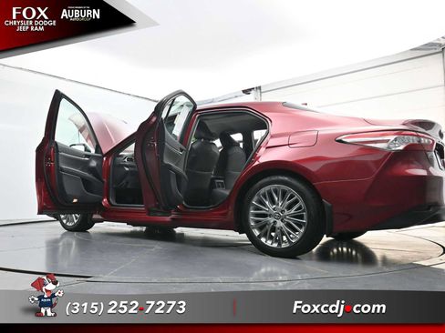 Used 2018 Toyota Camry XLE w/ Audio Package FWD image 39