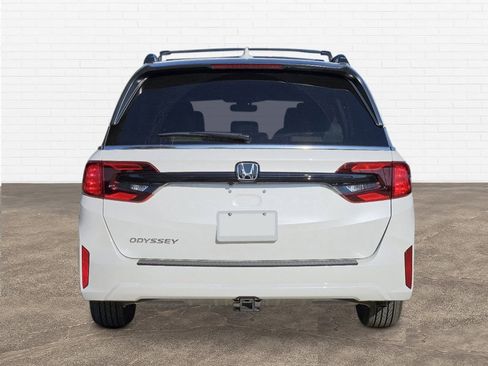 New 2026 Honda Odyssey EX-L image 4
