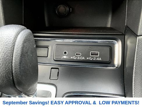 Used 2023 Subaru Ascent 8-Passenger AWD/4WD image 18