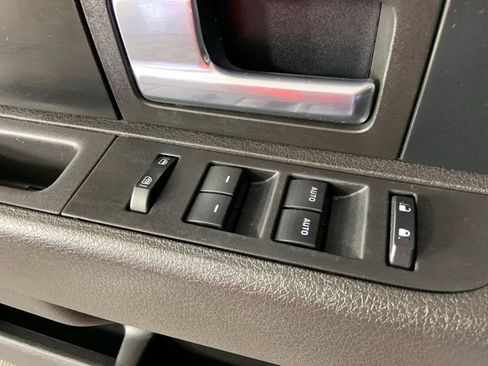 Used 2012 Ford F150 FX4 w/ FX Appearance Pkg AWD/4WD image 26