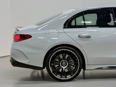 Used 2025 Mercedes-Benz E 53 AMG e 4MATIC Sedan image 16