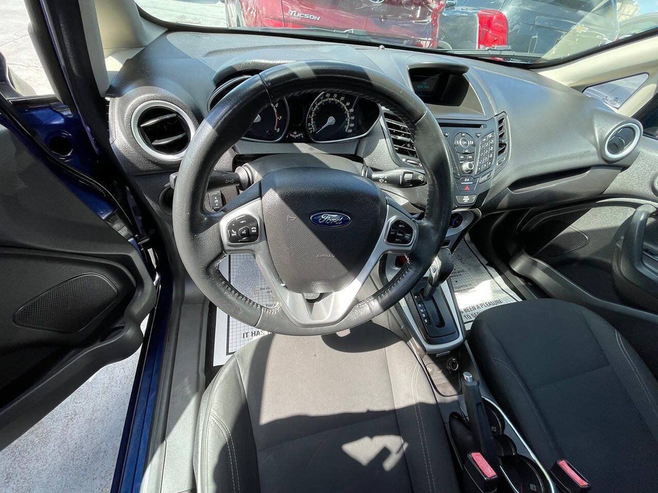 Used 2016 Ford Fiesta SE FWD image 16