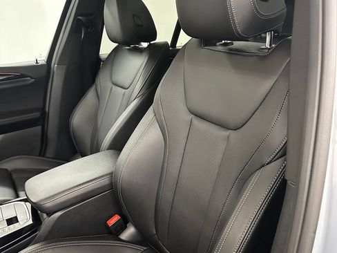 Used 2024 BMW X3 xDrive30i w/ Premium Essential Package AWD/4WD image 13