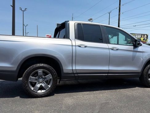 Used 2024 Honda Ridgeline TrailSport image 8