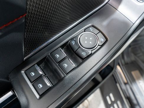 Used 2025 Ford F150 Raptor AWD/4WD image 17