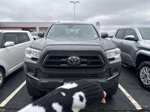Used 2023 Toyota Tacoma SR image 28