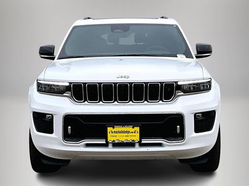 New 2025 Jeep Grand Cherokee L Overland w/ Advanced Protech Group III AWD/4WD image 12