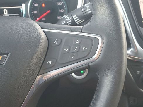 Used 2018 Chevrolet Equinox Premier image 36