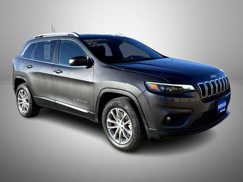 Used 2021 Jeep Cherokee Latitude Lux image 3