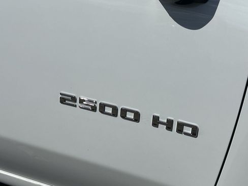 Used 2025 Chevrolet Silverado 2500 LTZ w/ LTZ Plus Package AWD/4WD image 8