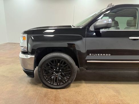 Used 2017 Chevrolet Silverado 1500 LTZ w/ Sport Package image 41