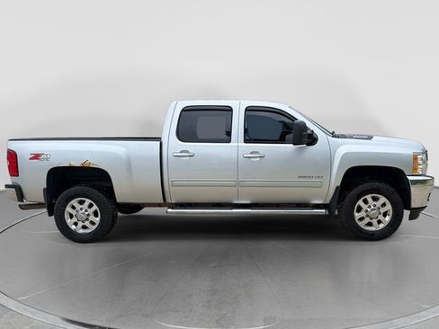 Used 2012 Chevrolet Silverado 2500 LTZ w/ LTZ Plus Package AWD/4WD image 2