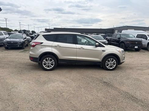 Used 2018 Ford Escape SEL w/ Ford Safe & Smart Package AWD/4WD image 10