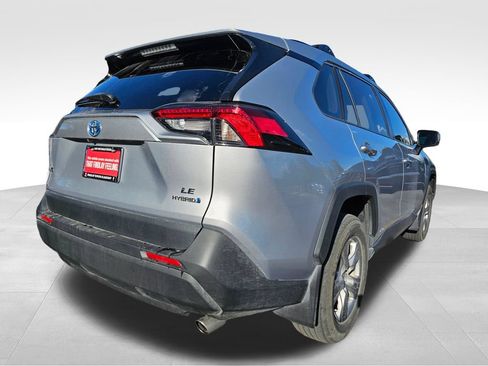 Used 2024 Toyota RAV4 LE AWD/4WD image 11