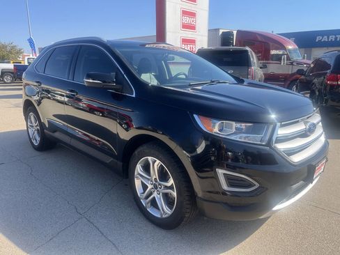 Used 2016 Ford Edge Titanium w/ Technology Package image 12