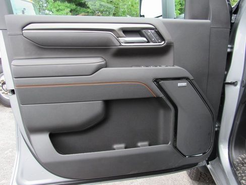 New 2025 GMC Sierra 2500 AT4 w/ AT4 Premium Plus Package image 10