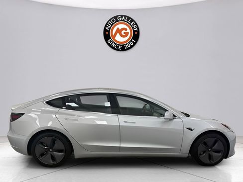 Used 2018 Tesla Model 3 Long Range RWD image 8