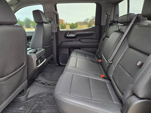 Used 2024 GMC Sierra 1500 SLT w/ SLT Premium Plus Package image 15