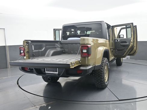 New 2026 Jeep Gladiator Willys image 70