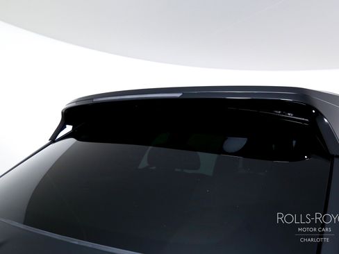 Used 2020 Rolls-Royce Cullinan Black Badge AWD/4WD image 43