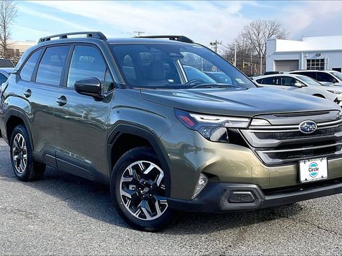 Certified 2025 Subaru Forester Premium w/ Convenience Package #1 image 2