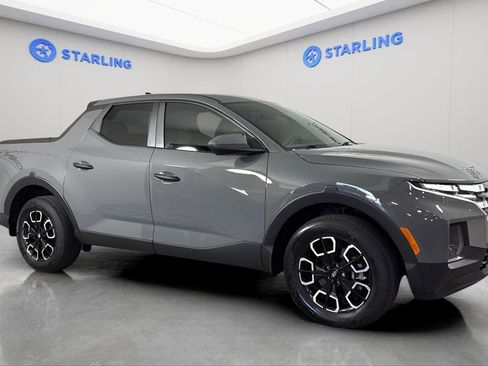 Used 2024 Hyundai Santa Cruz SE image 12