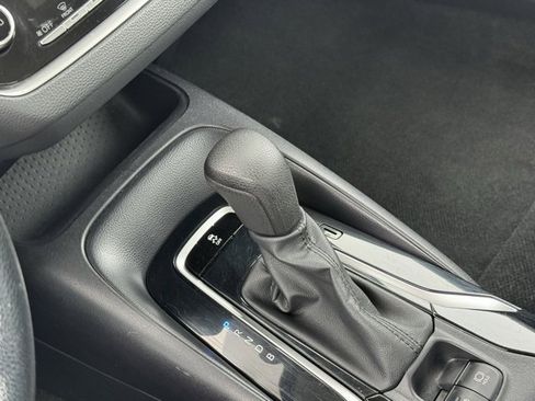 Certified 2022 Toyota Corolla LE image 15