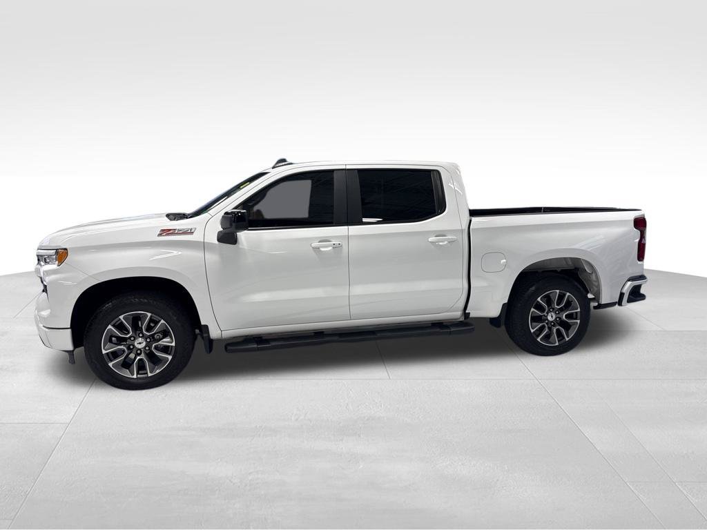 Used 2024 Chevrolet Silverado 1500 RST w/ Convenience Package II AWD/4WD image 3