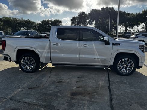 Used 2024 GMC Sierra 1500 Denali w/ Denali Reserve Package RWD image 7