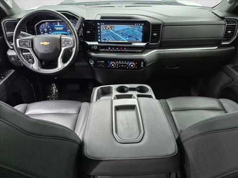 Used 2024 Chevrolet Silverado 2500 LTZ AWD/4WD image 17