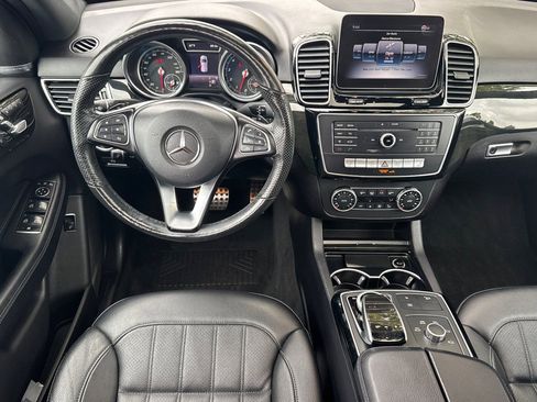 Used 2019 Mercedes-Benz GLE 400 4MATIC image 14