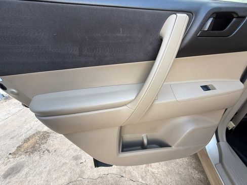 Used 2008 Toyota Highlander 2WD image 19