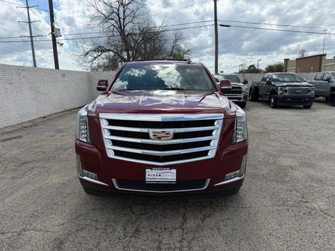 Used 2017 Cadillac Escalade Luxury image 10