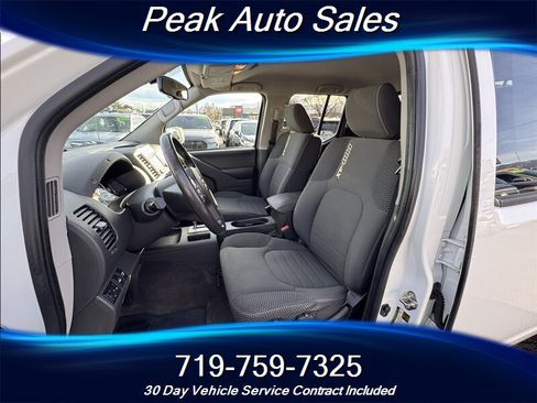 Used 2018 Nissan Frontier PRO-4X image 15