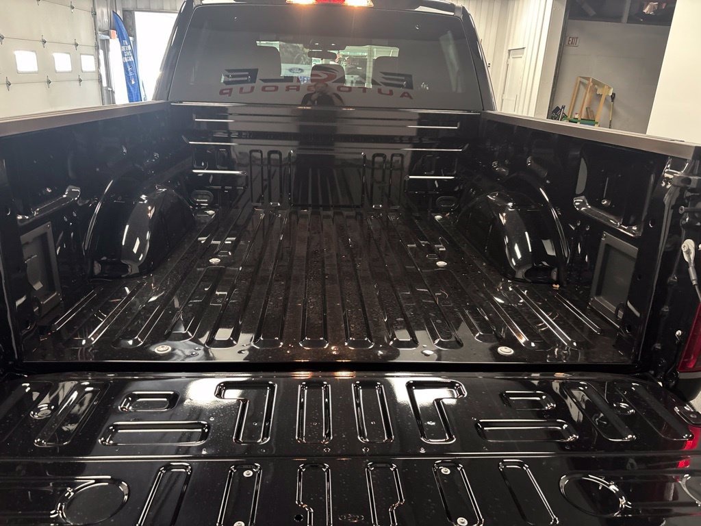 New 2026 Ford F150 XLT w/ XLT Black Appearance Package AWD/4WD image 27