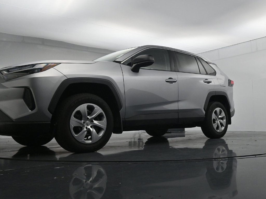 Used 2023 Toyota RAV4 LE FWD image 34