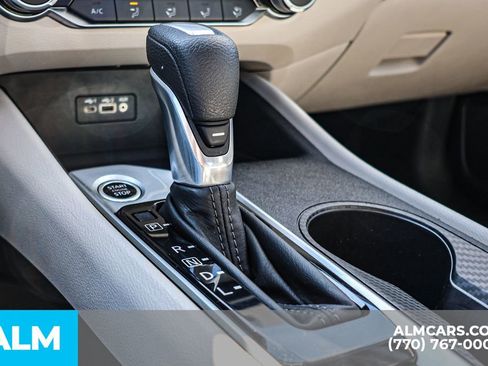 Used 2025 Nissan Altima 2.5 SV image 41