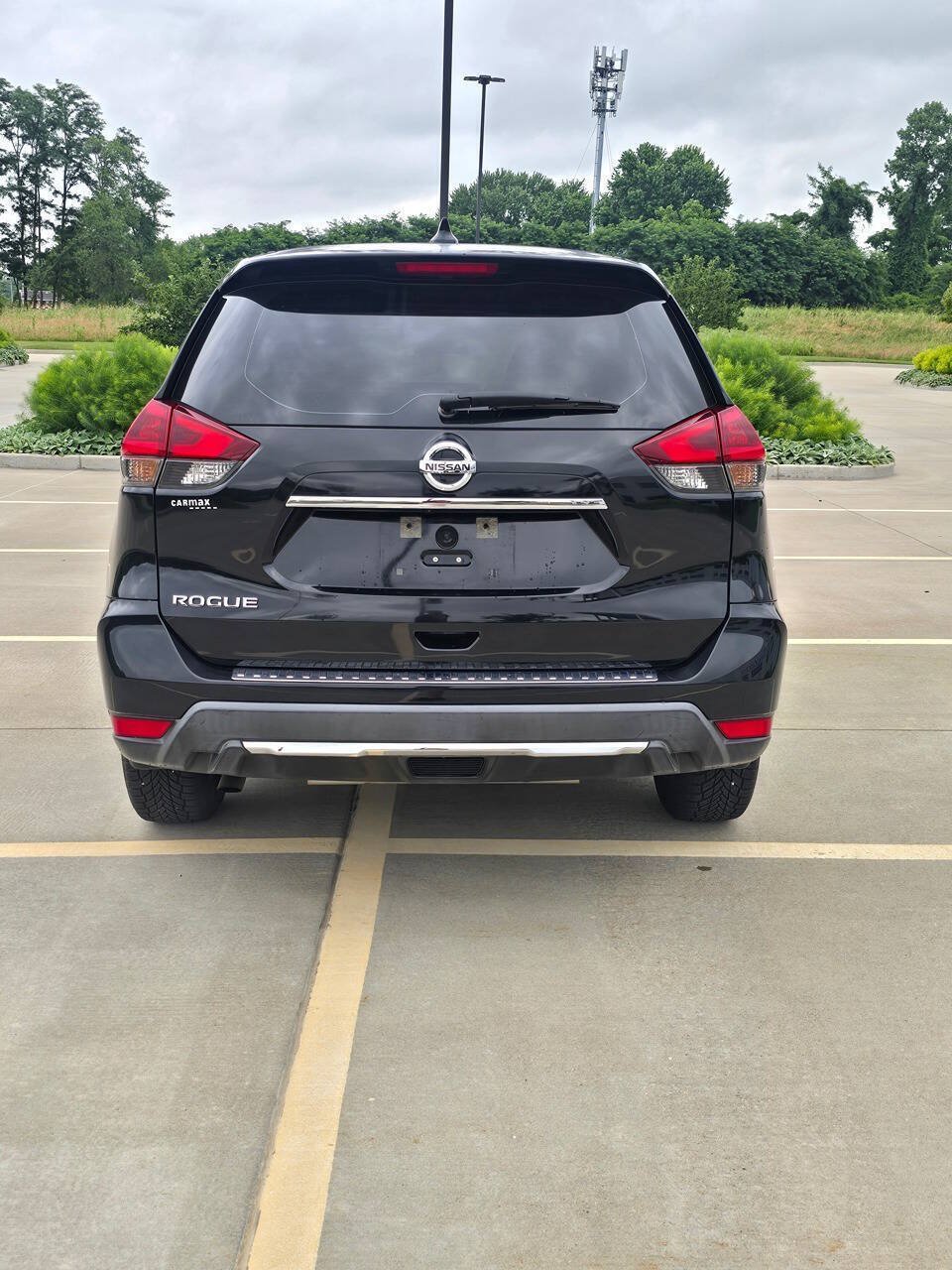 Used 2018 Nissan Rogue S FWD image 8