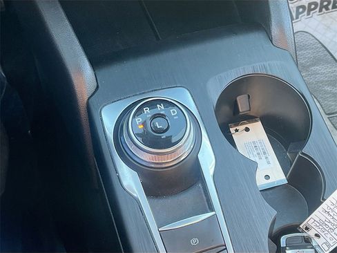 Used 2025 Ford Escape ST-Line Elite image 16