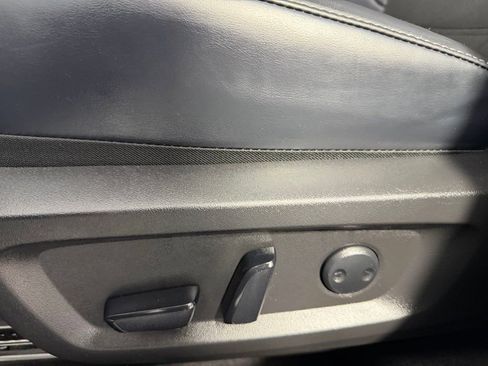 Used 2025 Mitsubishi Outlander SE AWD/4WD image 25