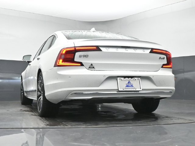 Used 2023 Volvo S90 B6 Plus w/ Protection Package AWD/4WD image 41