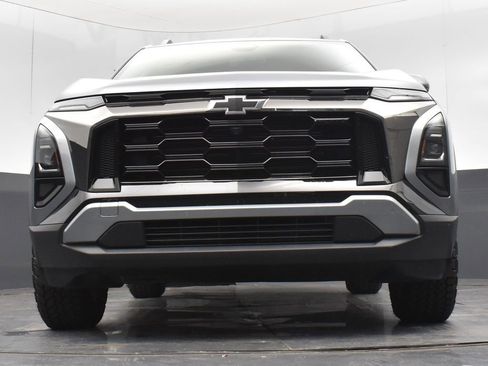 Used 2025 Chevrolet Equinox ACTIV image 16