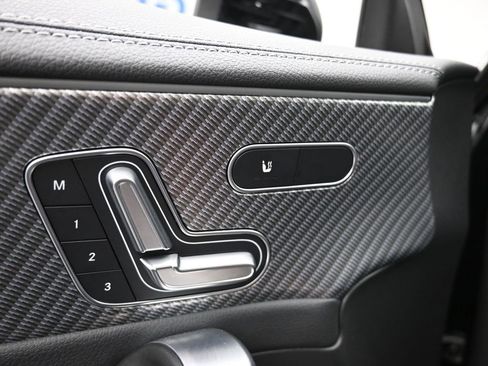 Used 2024 Mercedes-Benz CLA 250 4MATIC image 17