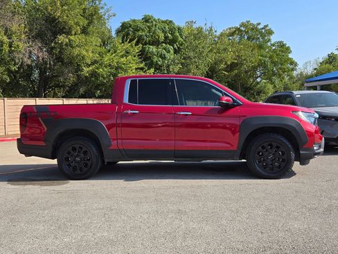 Used 2023 Honda Ridgeline RTL-E image 2