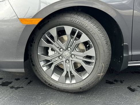 New 2026 Honda Odyssey Touring image 39